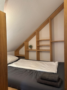 Schlafzimmer 2 Ebene 3 Schlafhöhle 